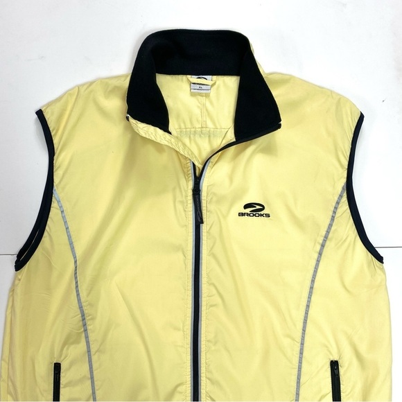 BROOKS Zip Up Lightweight Biker Vest in Yellow Size XL - Picture 3 of 9